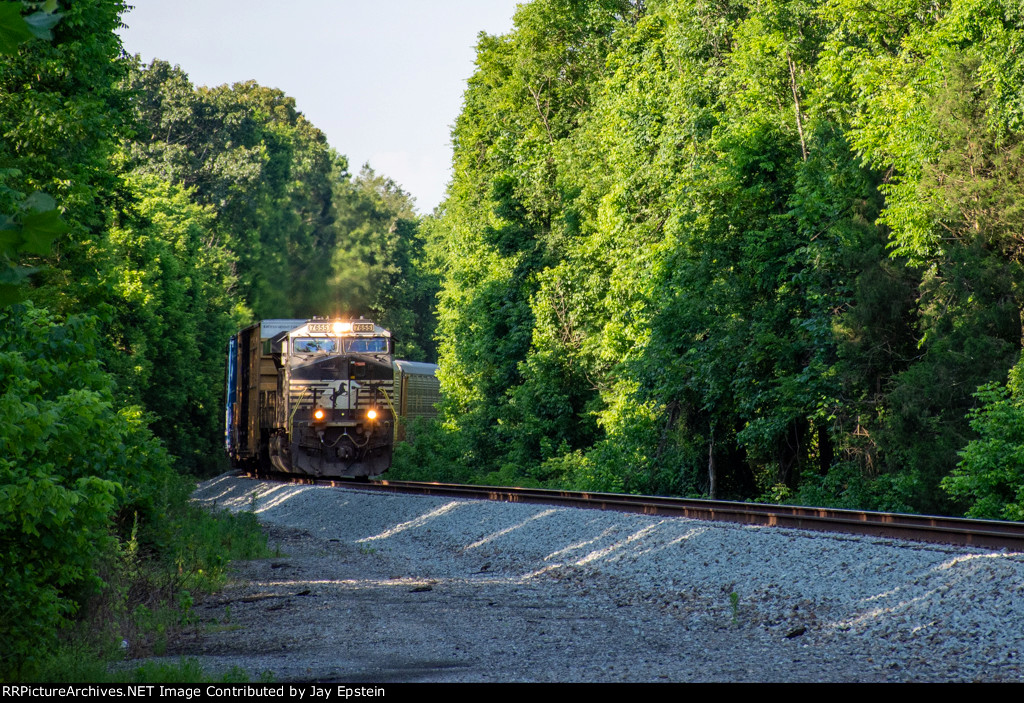 172"rounds the bend at Frank Reed Road